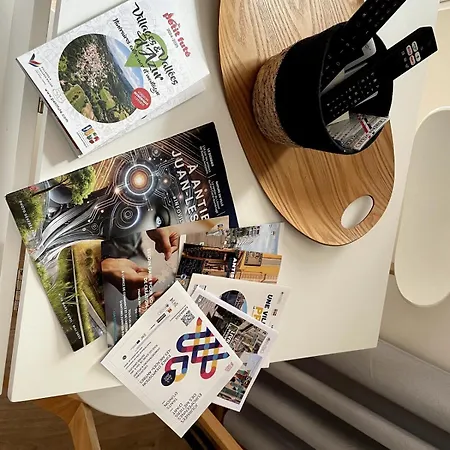 Le Vauban, Vieil Antibes, Dynamique, Renove Et Convivial , Clim, Balcon アパート *