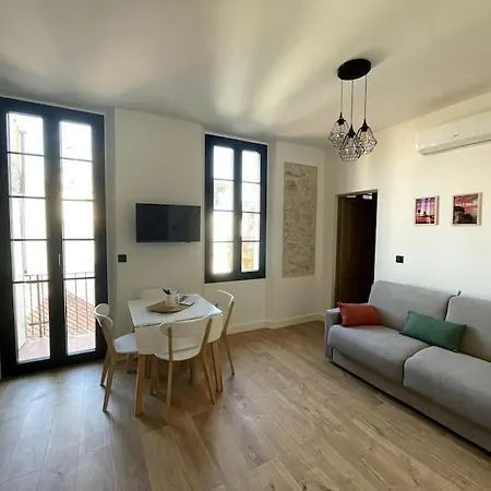 Apartment Chez Marlene Vieil Antibes, Clim, Balcon *
