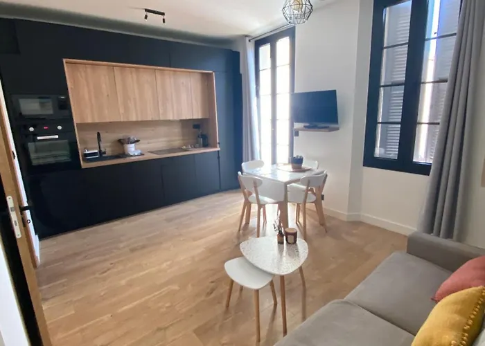 Le Vauban, Central, Dynamique, Renove Et Convivial , Clim, Balcon Lejlighed Antibes